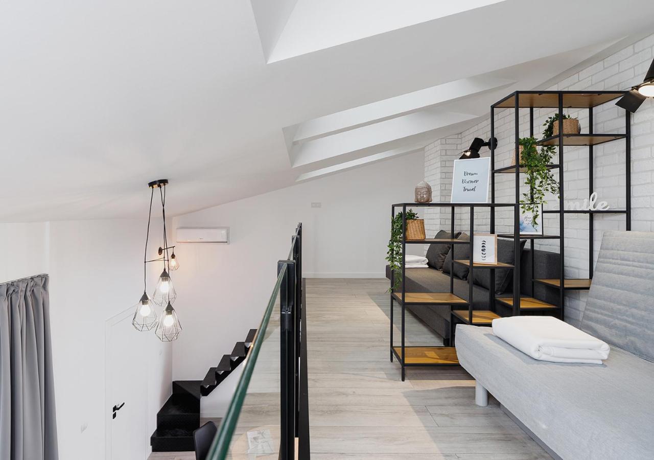 Wow! Aparthotel By Krakowmyplace 외부 사진